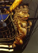 Mascarón de proa del navío Santa Ana representando el león coronado y engallado.
